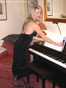 SoniaDane_com02.jpg